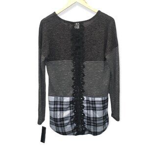 Signature Studio Sweater Women Size Large Black Gray Long Sleeve Plaid Lace